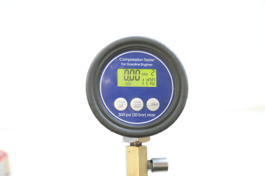 photo de MOTORE KAWASAKI GPX R WARBIRD 600 (1988 - 1993) - Zoom sui componenti