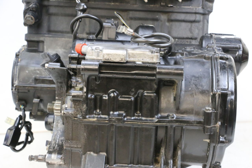 photo de MOTORE KAWASAKI GPZ RX 1000 (1986 - 1988) - Dettagli dei punti di fissaggio