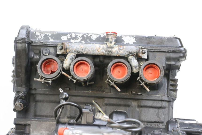 photo de MOTORE KAWASAKI GPZ RX 1000 (1986 - 1988) - Stato della superficie e materiale