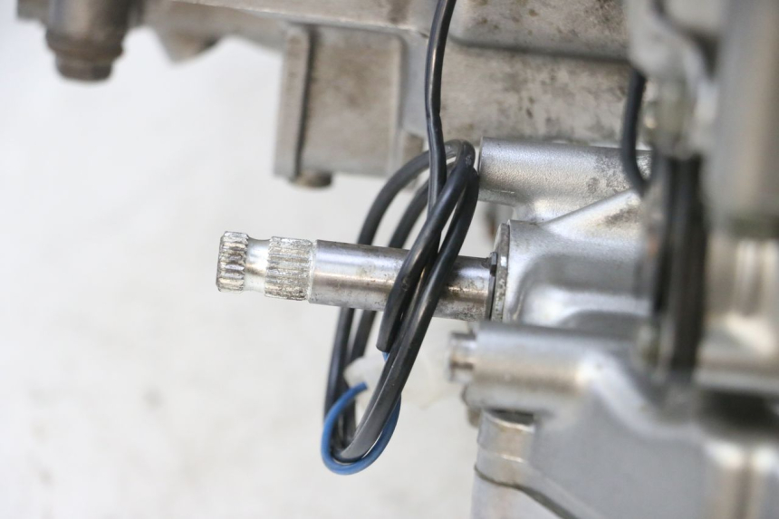 photo de MOTORE SUZUKI GSF N BANDIT 600 (1996 - 1999) - Primo piano ad alta risoluzione