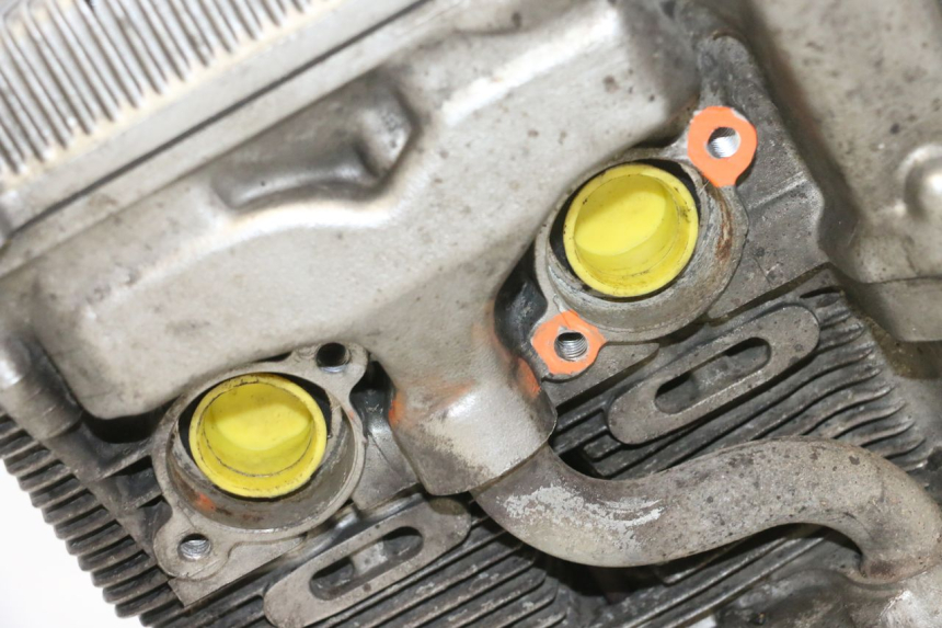 photo de MOTORE SUZUKI GSF N BANDIT 600 (1996 - 1999) - Altra angolazione