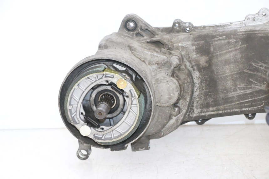 photo de MOTORE PEUGEOT KISBEE 4T 50 (2018 - 2022) - Altra angolazione