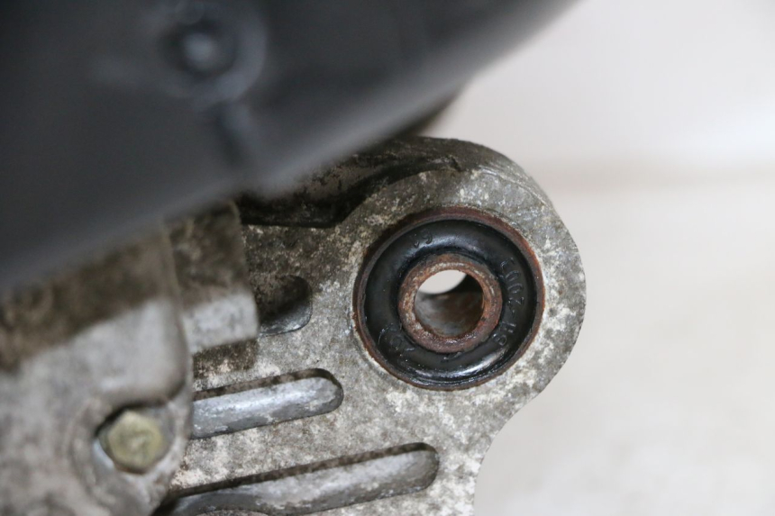 photo de MOTORE PEUGEOT KISBEE 4T 50 (2010 - 2017) - Marcature e riferimenti originali