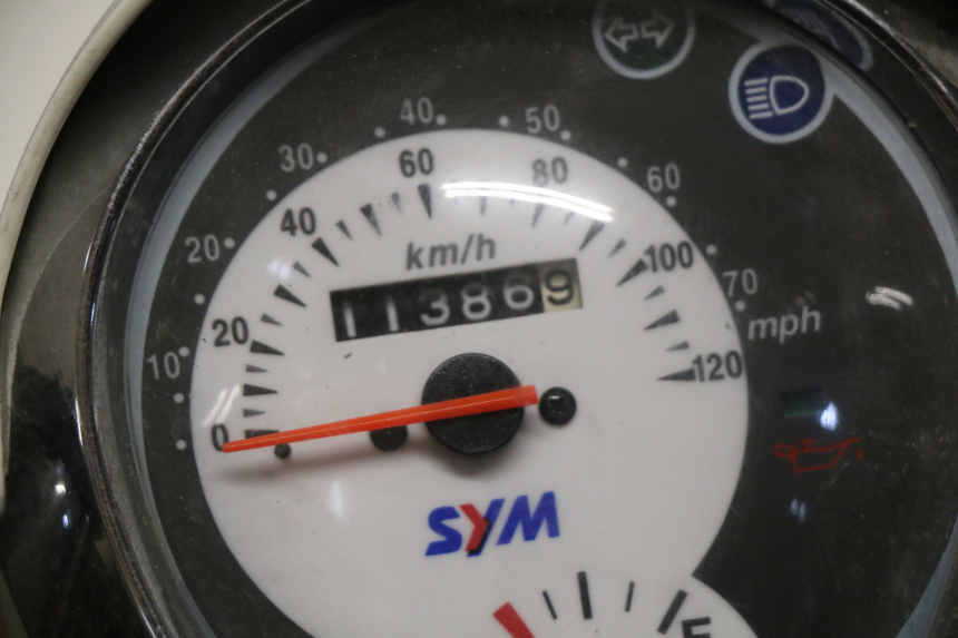 photo de MOTORE SYM MIO 100 (2006 - 2017)