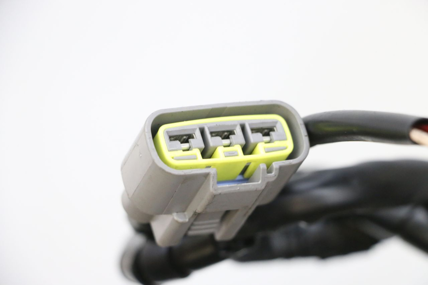 photo de MOTORE PIAGGIO MP3 HPE 300 (2019 - 2026) - Stato della superficie e materiale