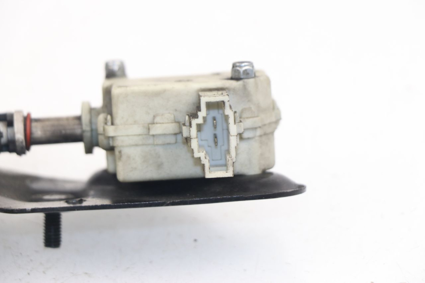 photo de MOTORE APERTURA BAULE GILERA GP 800 (2007 - 2013)