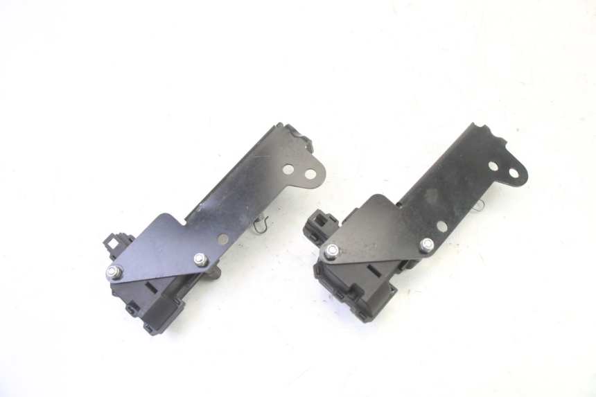 photo de SERRATURA SELLA MOTORE PIAGGIO MP3 HPE 310 (2024 - 2025)