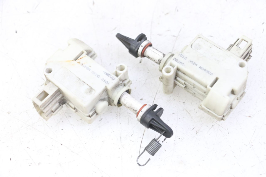 photo de SERRATURA SELLA MOTORE PIAGGIO MP3 LT 300 (2010 - 2016)