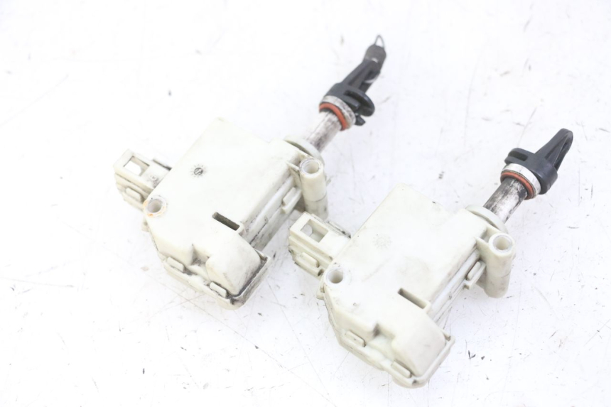 photo de SERRATURA SELLA MOTORE PIAGGIO MP3 LT 300 (2010 - 2016)