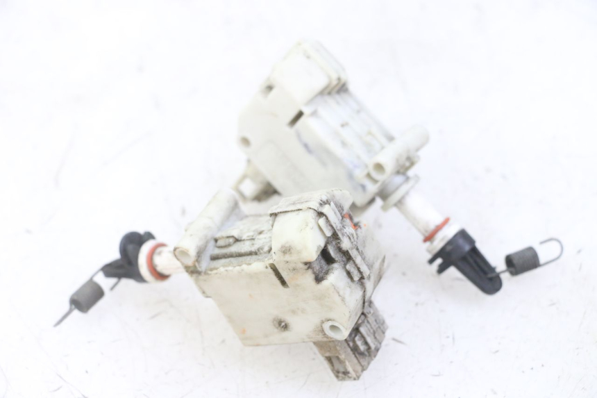 photo de MOTORE APERTURA BAULE PIAGGIO MP3 LT 300 (2010 - 2016)