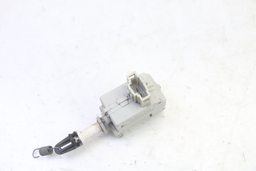 photo de SERRATURA SELLA MOTORE PIAGGIO MP3 RL 250 (2007 - 2010)