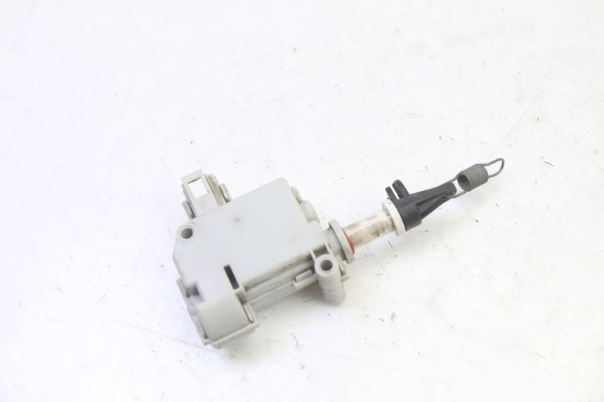 photo de SERRATURA SELLA MOTORE PIAGGIO MP3 RL 250 (2007 - 2010)