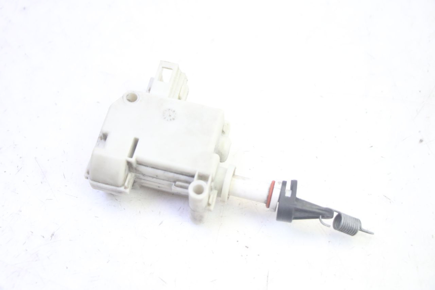 photo de SERRATURA SELLA MOTORE PIAGGIO MP3 500 (2016 - 2018) - Vista principale