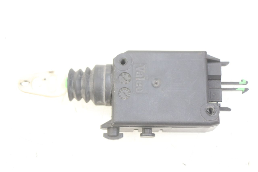photo de MOTORE APERTURA BAULE PEUGEOT SATELIS 125 (2006 - 2009)