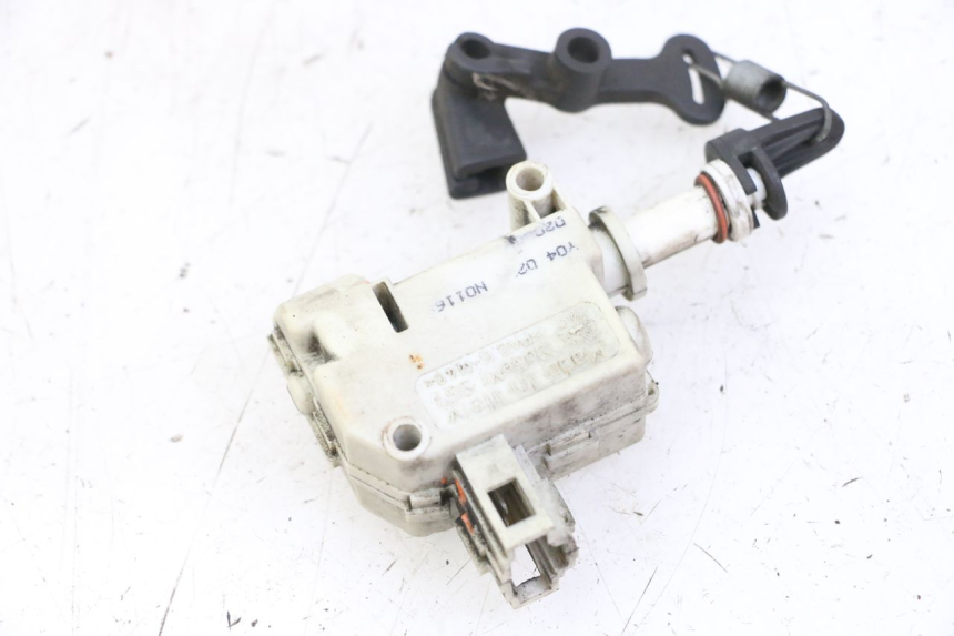 photo de SERRATURA SELLA MOTORE PIAGGIO VESPA GRANTURISMO 200 (2004 - 2005)