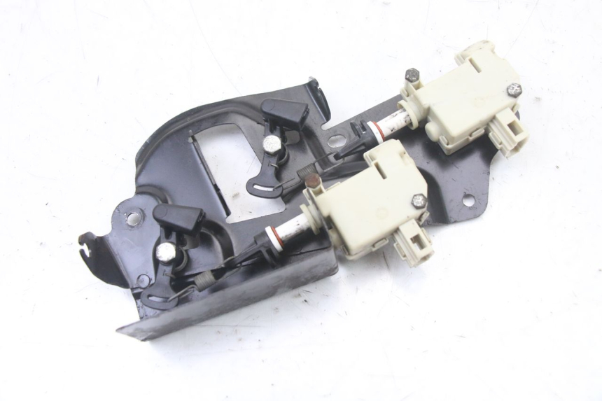 photo de MOTORE APERTURA BAULE PIAGGIO XEVO - X EVO 125 (2007 - 2016)