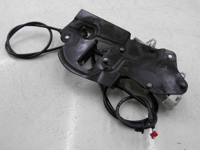 photo de MOTORE APERTURA BAULE PIAGGIO XEVO - X EVO 125 (2010 - 2015)