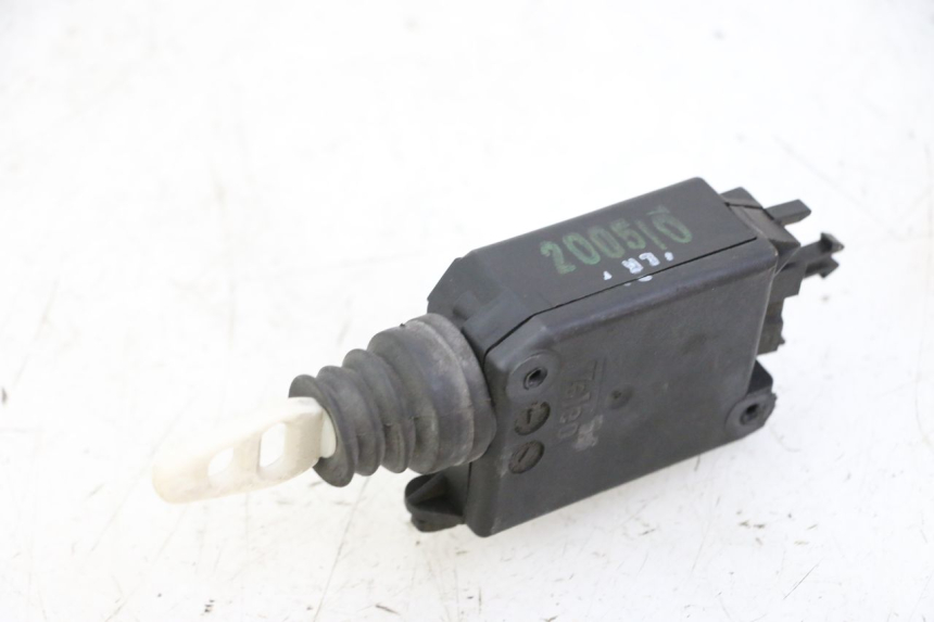 photo de MOTORE APERTURA BAULE PEUGEOT SATELIS 125 (2006 - 2009)