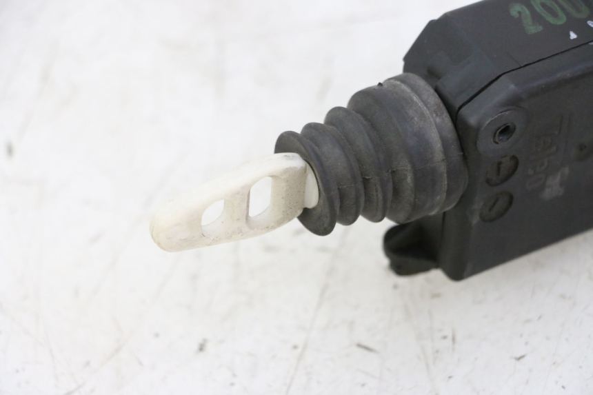 photo de MOTORE APERTURA BAULE PEUGEOT SATELIS 125 (2006 - 2009)