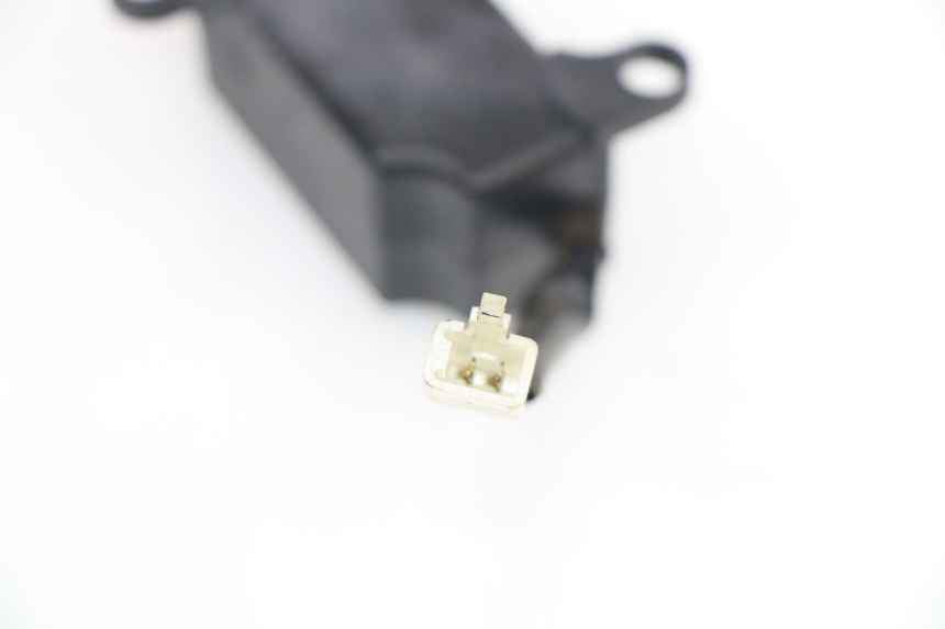 photo de MOTORE APERTURA BAULE SYM FIDDLE 2 125 (2010 - 2013)
