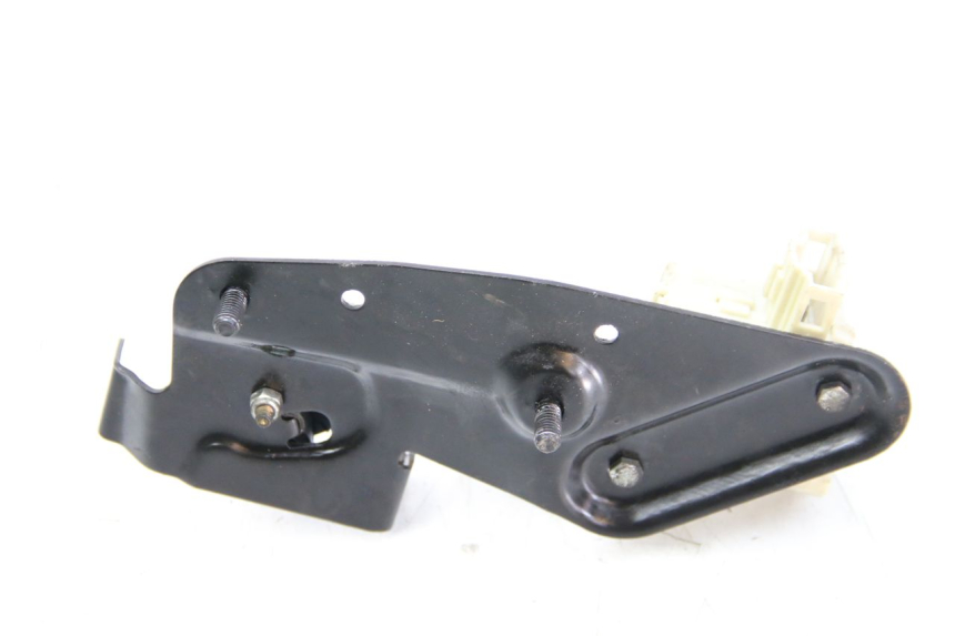 photo de MOTORE APERTURA BAULE PIAGGIO VESPA GRANTURISMO 125 (2003 - 2007)