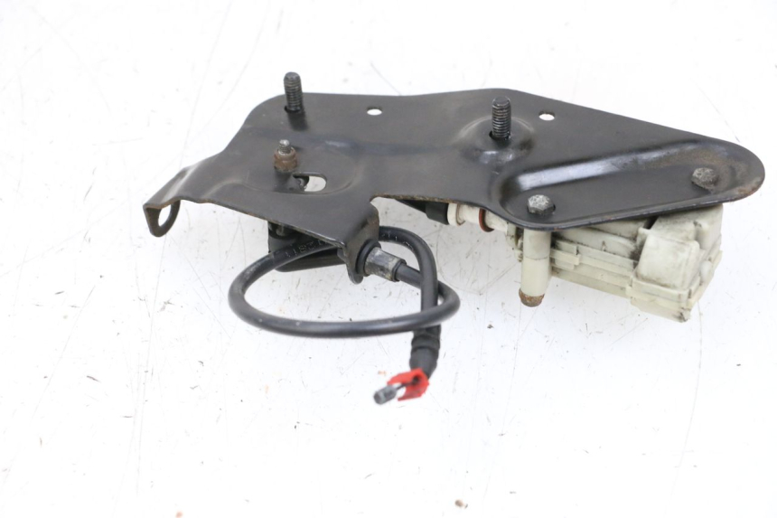 photo de SERRATURA SELLA MOTORE PIAGGIO VESPA GTS SUPER IE 125 (2009 - 2016) - Zoom sullo stato d'uso