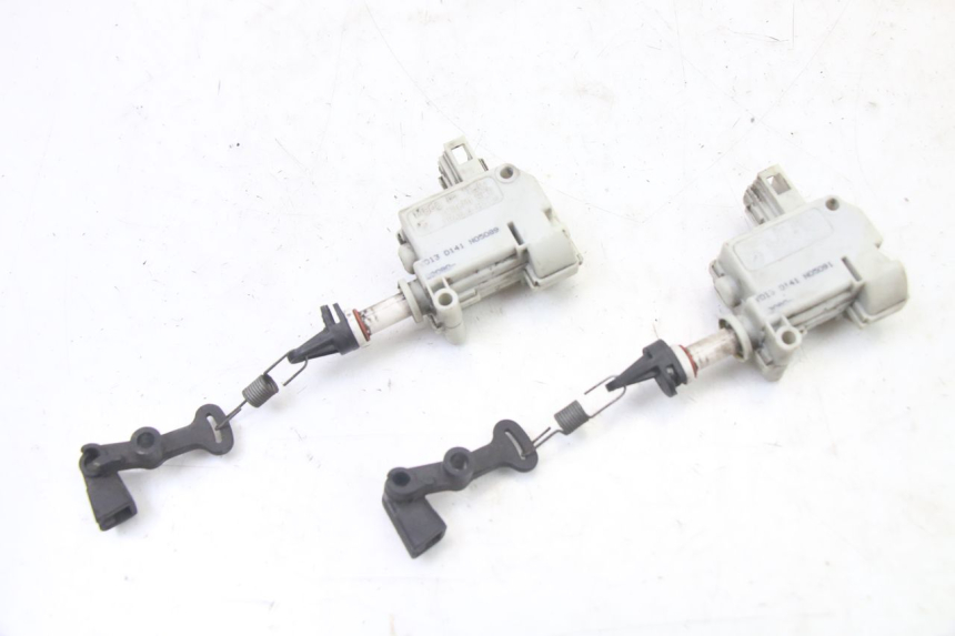 photo de MOTORE APERTURA BAULE PIAGGIO XEVO - X EVO 125 (2007 - 2016)
