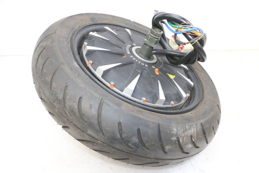 photo de MOTORE EFUN PUSA 1 - Dettagli dei punti di fissaggio