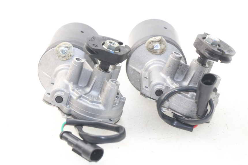 photo de MOTORE ROLL LOCK PEUGEOT METROPOLIS 400 (2017 - 2020)