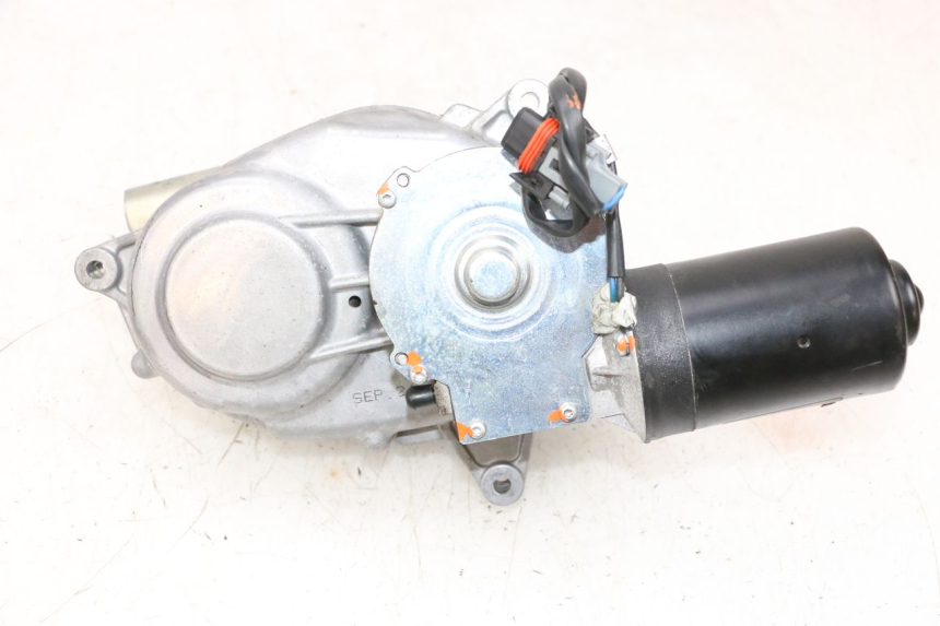 photo de MOTOR ROLL LOCK PIAGGIO MP3 HPE 300 (2019 - 2026) - Altra vista dell'articolo
