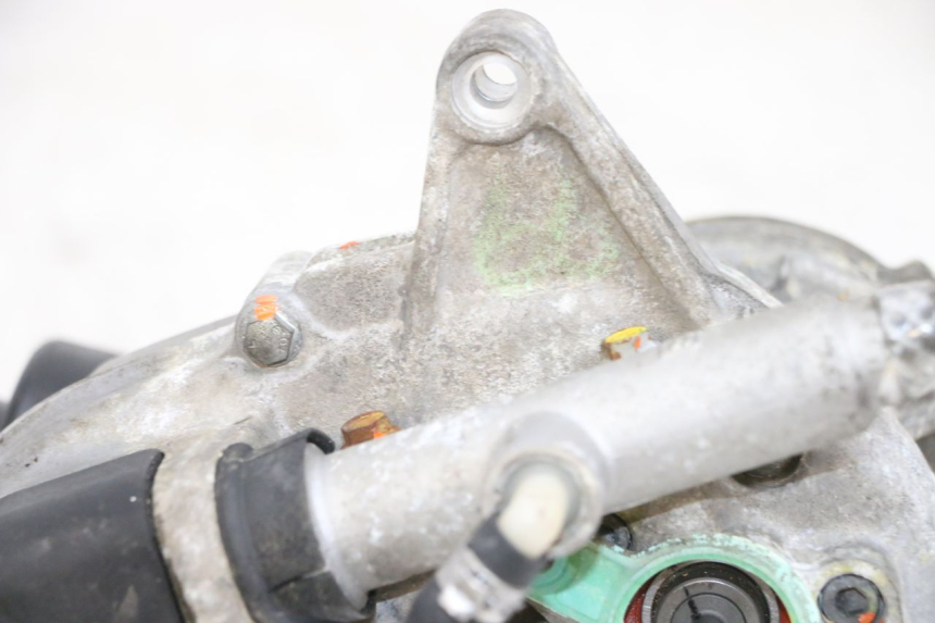 photo de MOTEUR ROLL LOCK PIAGGIO MP3 RL 250 (2007 - 2010) - Caratteristiche distintive