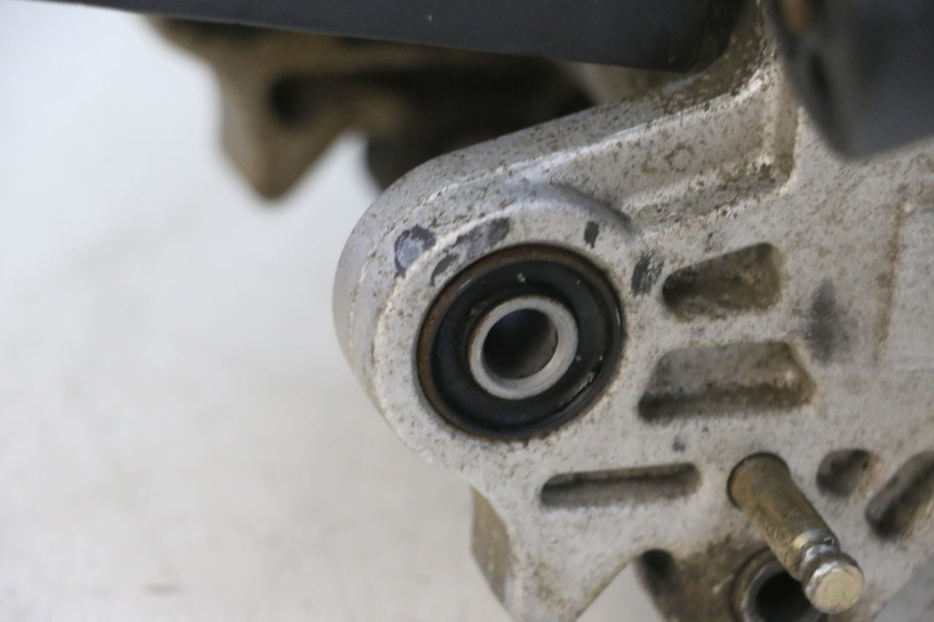 photo de MOTORE TNT MOTOR ROMA 10' 4T 50 (2019 - 2022) - Dettagli dei punti di fissaggio