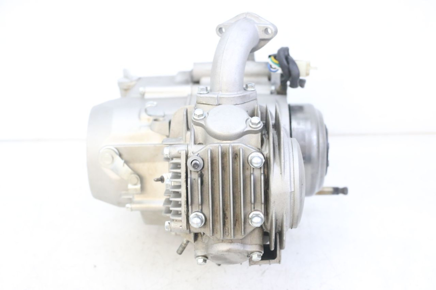 photo de MOTORE APOLLO RXF 125