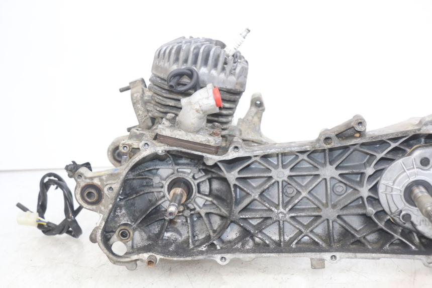 photo de MOTORE PEUGEOT TREKKER 50 (1998 - 2004)