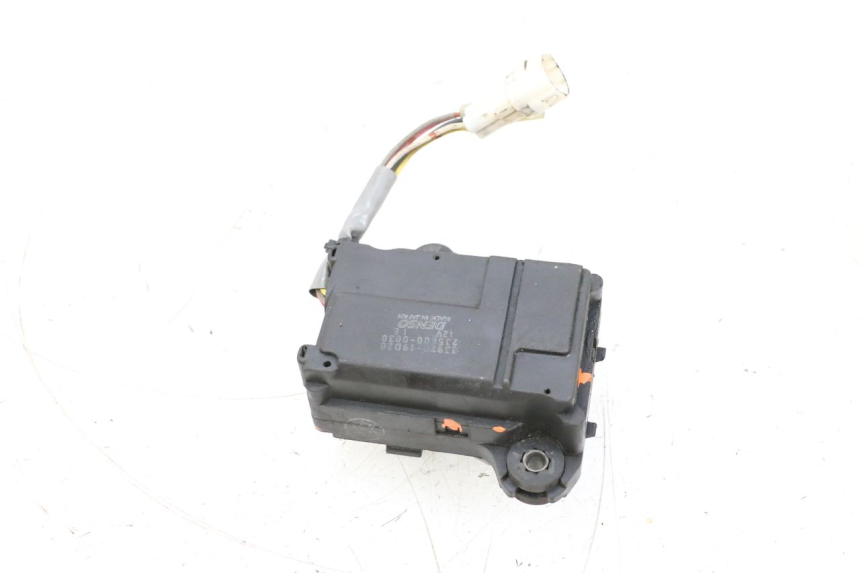 photo de VALVOLE SCARICO MOTORE SUZUKI GSXR GSX-R 1000 (2003 - 2004) - Marcature e riferimenti originali