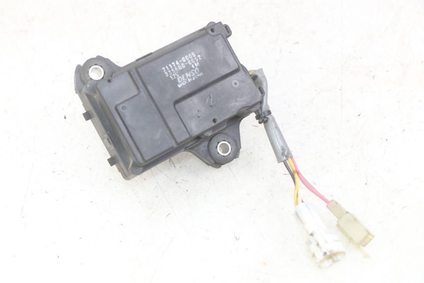 photo de VALVOLA DI SCARICO DEL MOTORE KAWASAKI Z 750 (2007 - 2013)