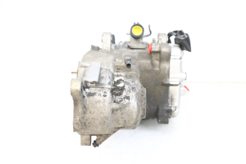 photo de MOTORE YAMAHA X-MAX XMAX 125 (2010 - 2013) - Dettagli dei punti di fissaggio