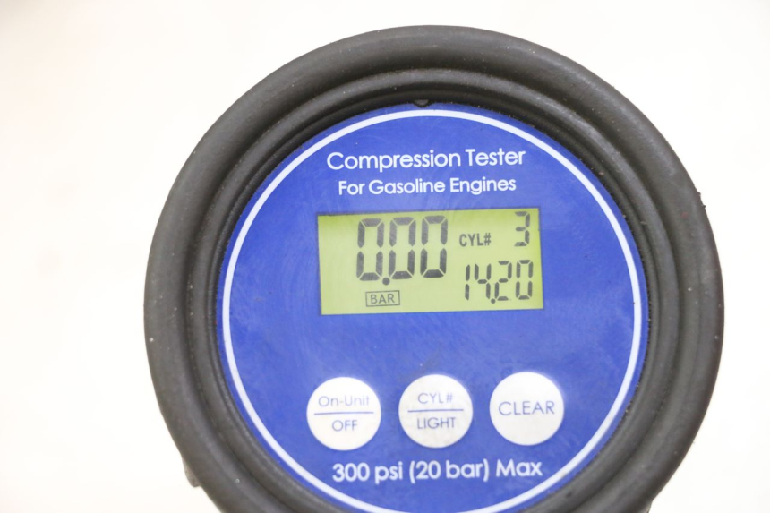 photo de MOTORE YAMAHA XJ6 ABS 600 (2008 - 2016)