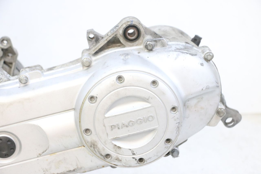 photo de MOTORE PIAGGIO ZIP 4T 50 (2018 - 2020) - Stato della superficie e materiale