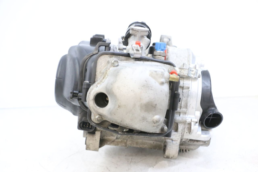 photo de MOTORE PIAGGIO ZIP 4T 50 (2018 - 2020) - Marcature e riferimenti originali