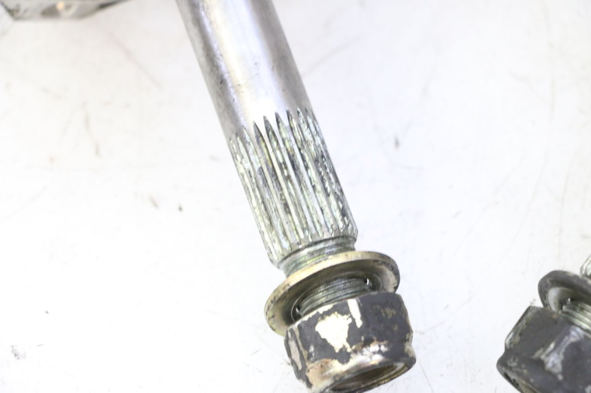 photo de MOZZO RUOTA POSTERIORE QUADRO 4 4D 350 (2015 - 2018)