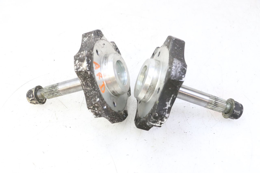 photo de MOZZO RUOTA POSTERIORE QUADRO 4 4D 350 (2015 - 2018)