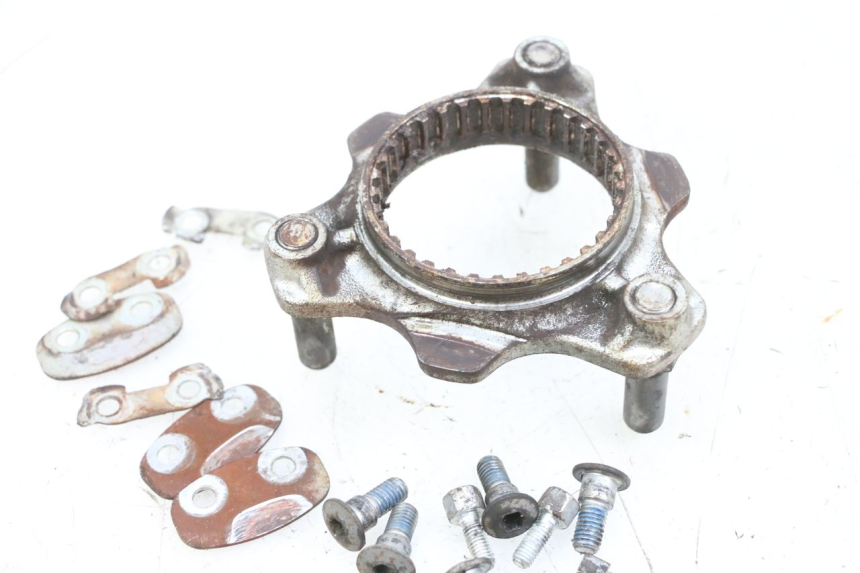 photo de MOZZO RUOTA POSTERIORE SUZUKI BURGMAN 650 (2013 - 2020)