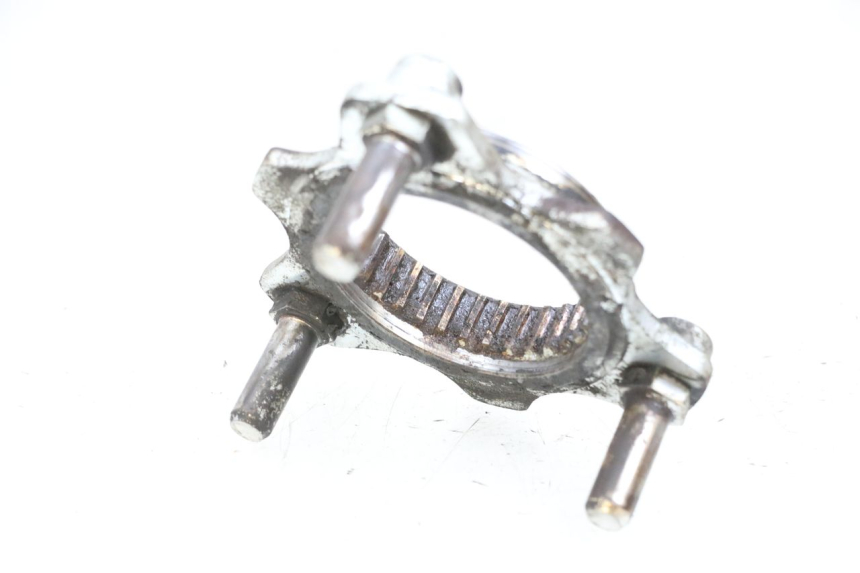 photo de MOZZO RUOTA POSTERIORE SUZUKI BURGMAN EXECUTIVE ABS 650 (2006 - 2012) - Zoom sullo stato d'uso