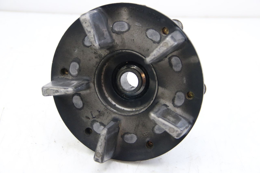 photo de MOZZO RUOTA POSTERIORE KAWASAKI ZX-6R ZX6R 600 (1995 - 1997)
