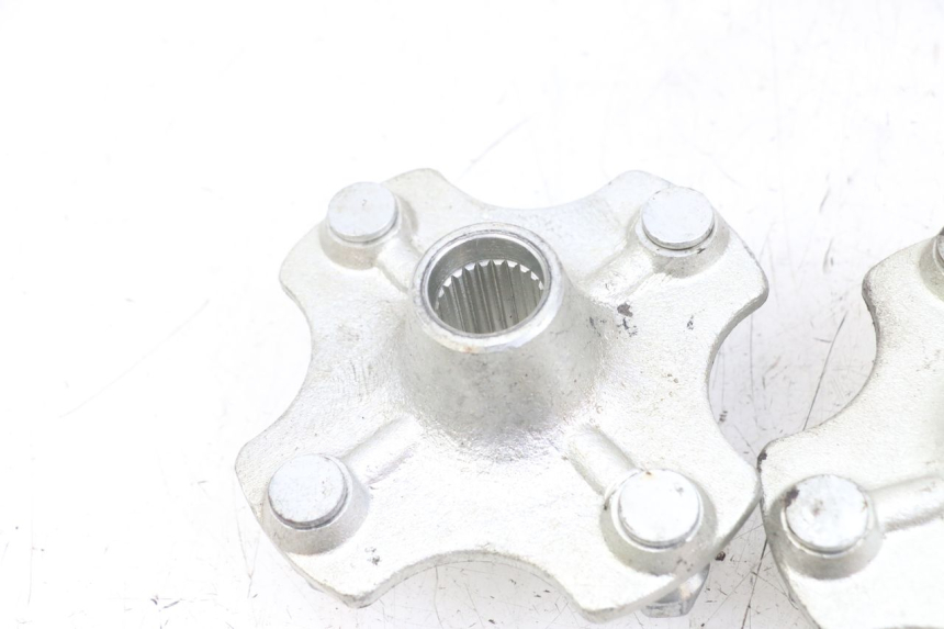 photo de MOZZO RUOTA POSTERIORE HYTRACK ST 170 (2020 - 2024) - Primo piano tecnico