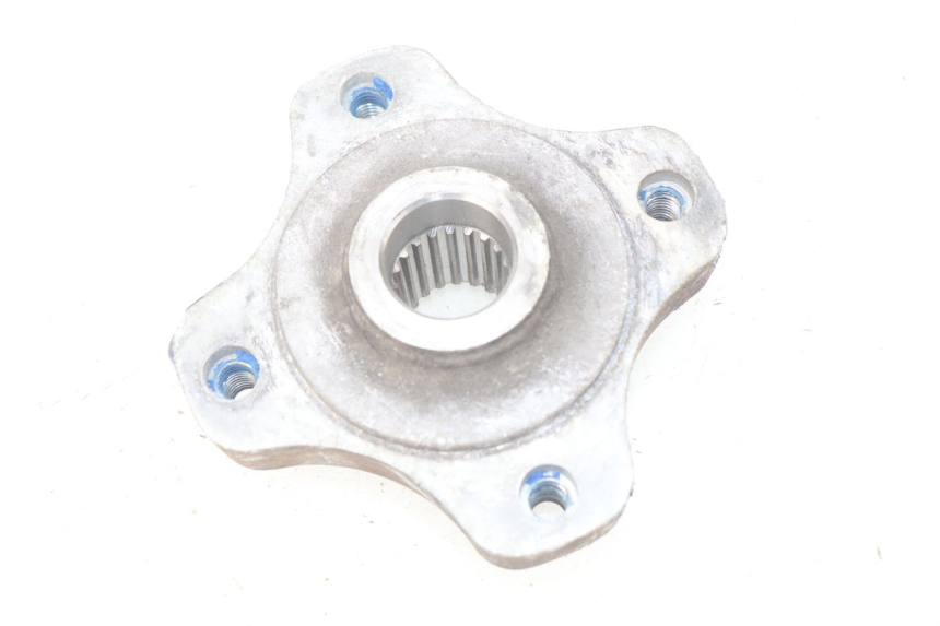 photo de MOZZO RUOTA POSTERIORE SUZUKI UH BURGMAN 125 (2002 - 2006)