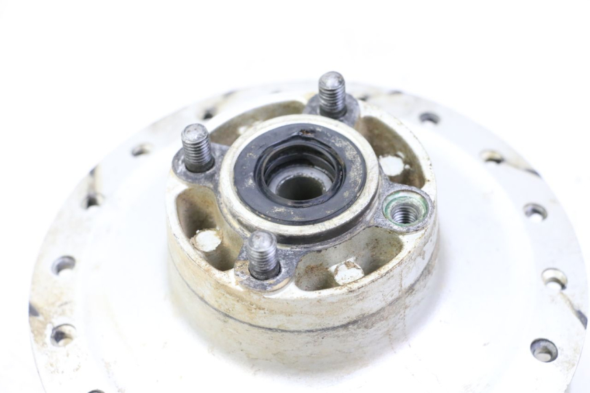 photo de MOZZO RUOTA POSTERIORE YAMAHA TTR 125 (2000 - 2020)