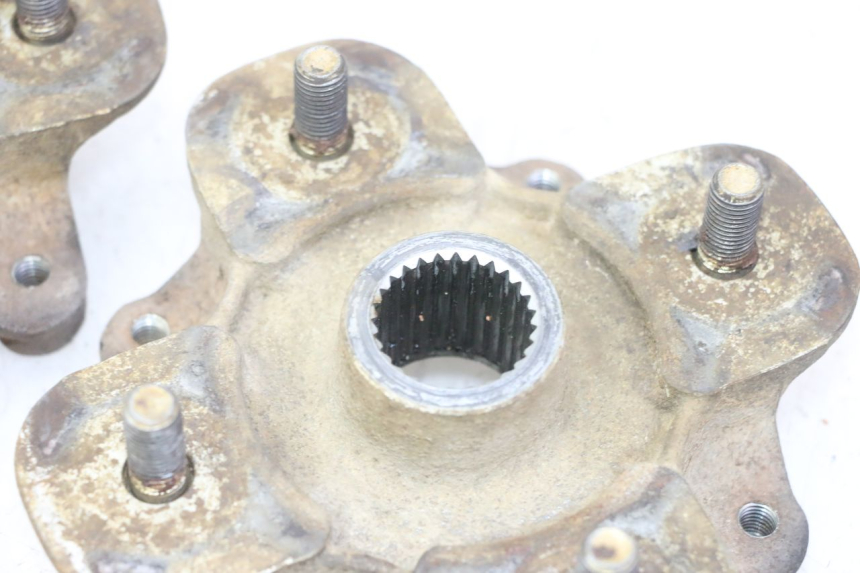 photo de MOZZO RUOTA POSTERIORE YAMAHA YFM GRIZZLY 550 (2008 - 2015)