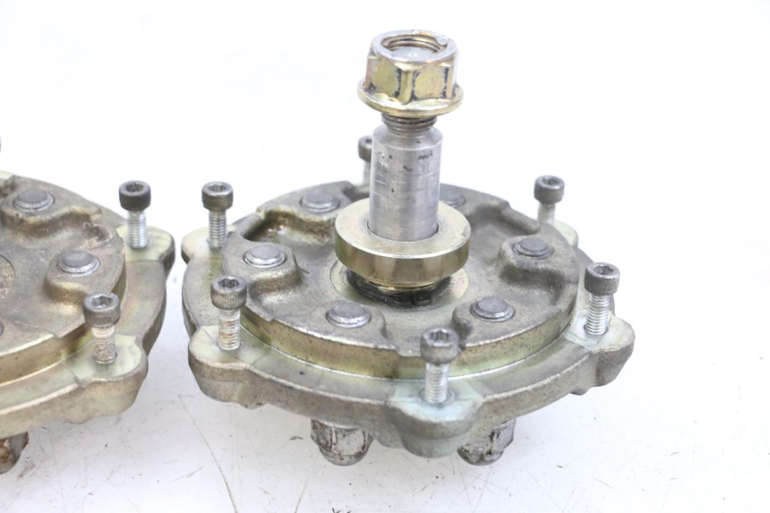 photo de MOZZO RUOTA ANTERIORE ADIVA AD3 300 (2014 - 2020)